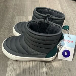 NWT boys cat and jack zipper boots